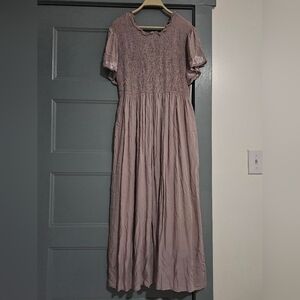 Polagram large, has pockets, guc